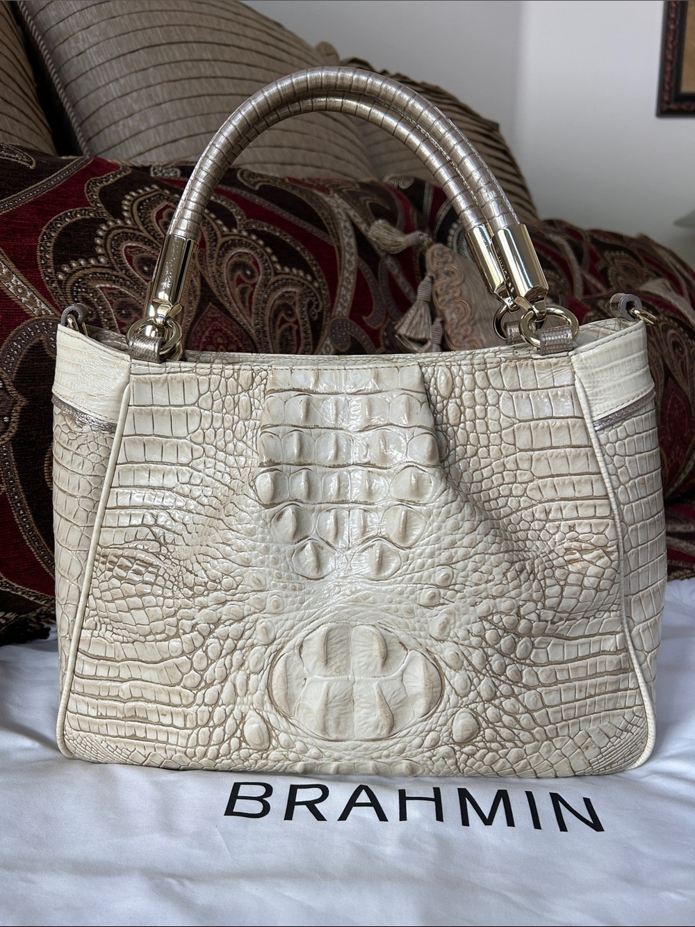 Brahmin Ruby Melbourne Satchel in EUC